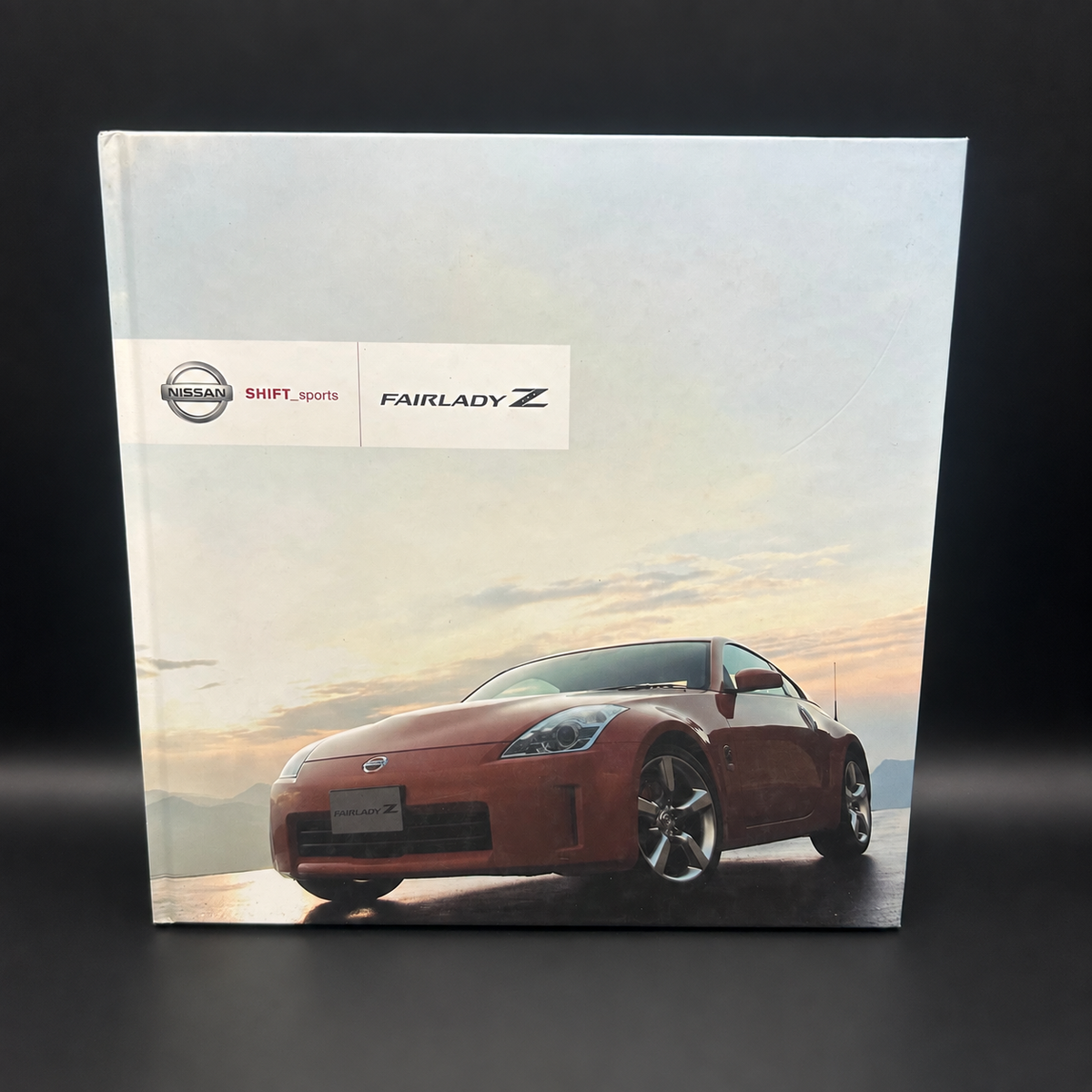 Nissan Z33 350Z Fairlady Z Hard Cover Brochure