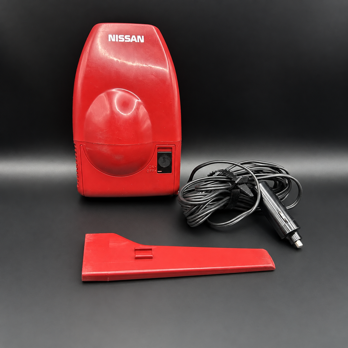 Nissan Vintage 12V Vacuum Cleaner